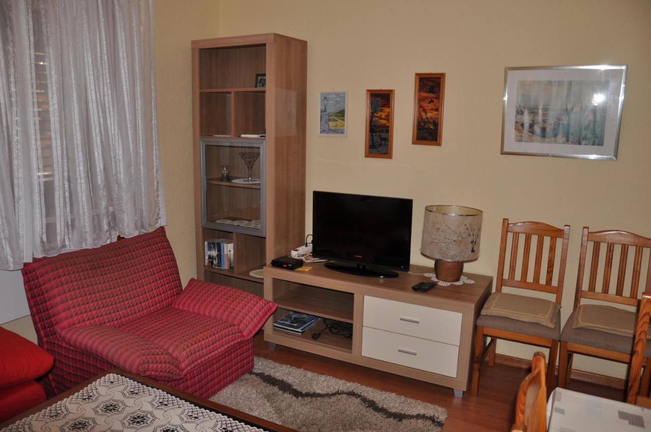 Apartmani Karla Klenovica Bagian luar foto