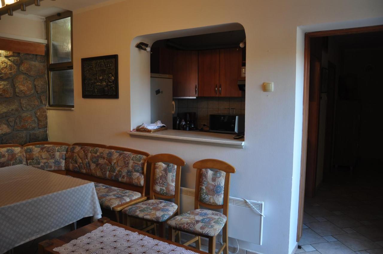 Apartmani Karla Klenovica Bagian luar foto