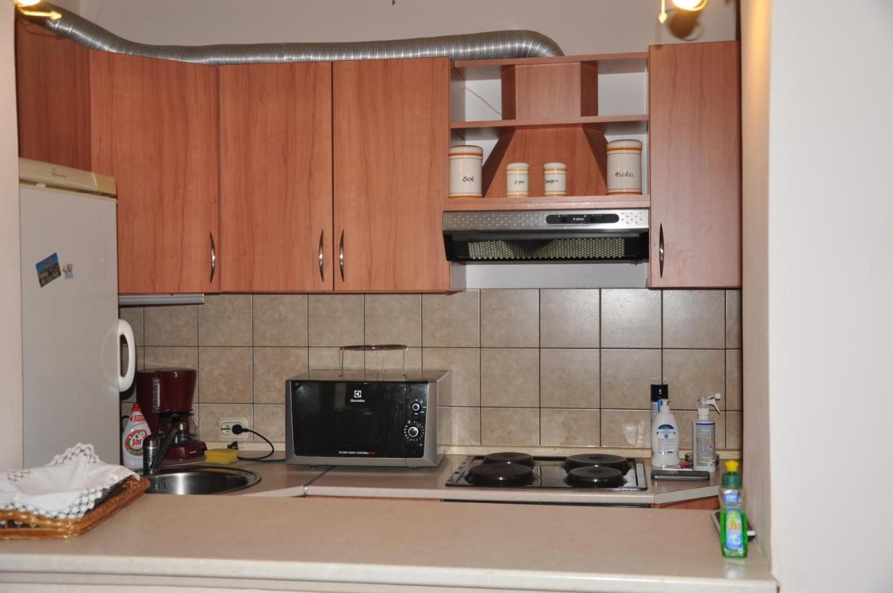 Apartmani Karla Klenovica Bagian luar foto
