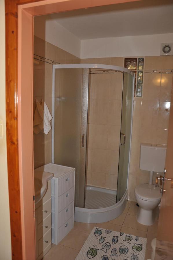 Apartmani Karla Klenovica Bagian luar foto